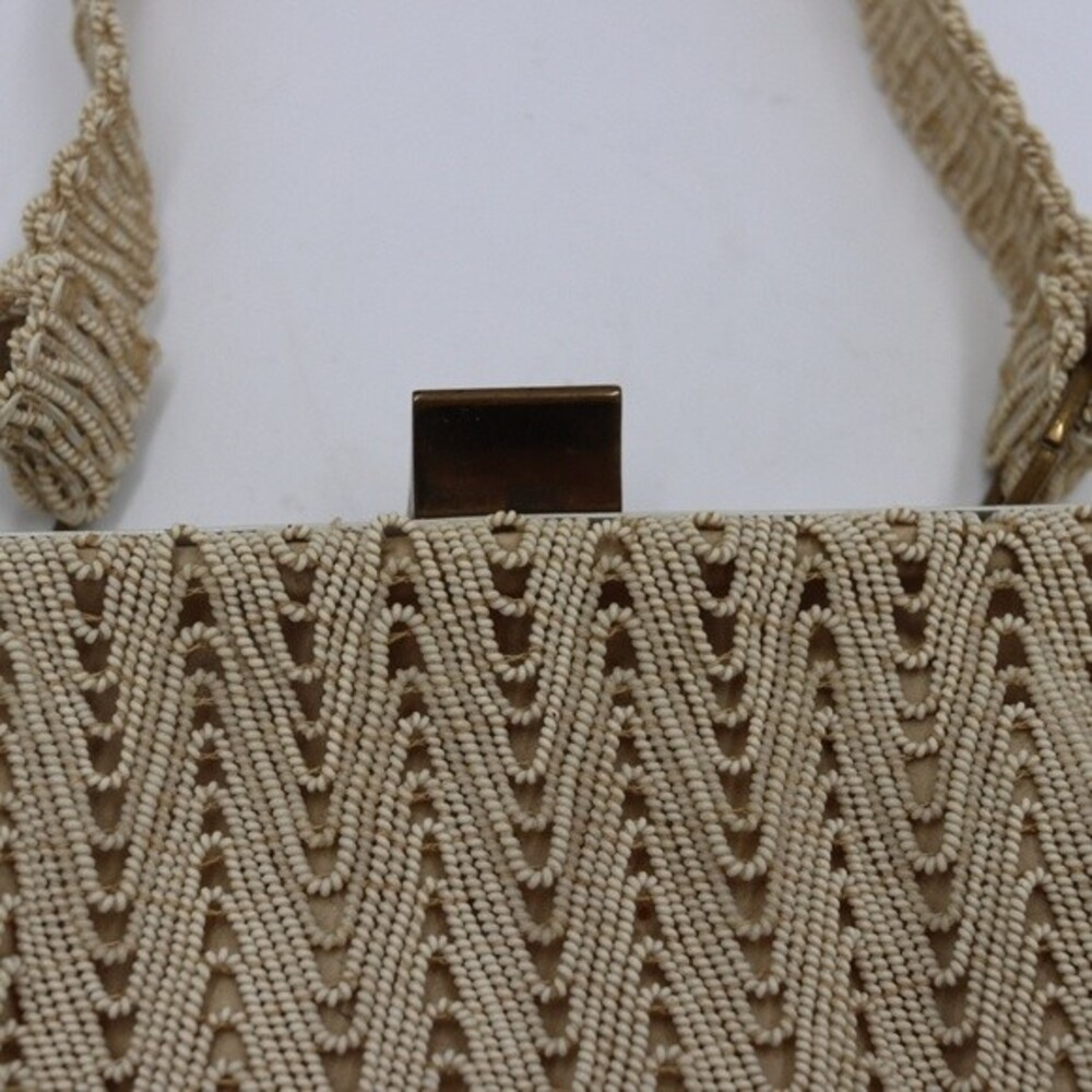 Vintage Cream Beaded Clam Shell Handbag Clutch - Picture 9 of 11